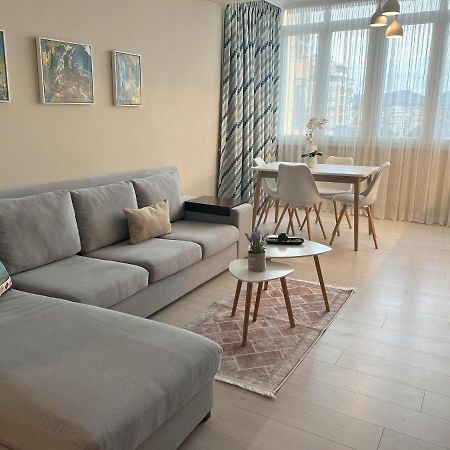 Grand New Bazaar Apartment Тирана Экстерьер фото