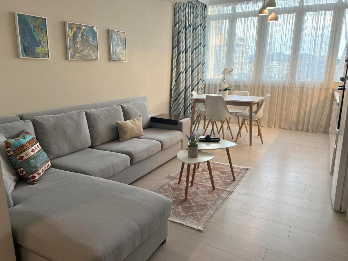 Grand New Bazaar Apartment Тирана Экстерьер фото