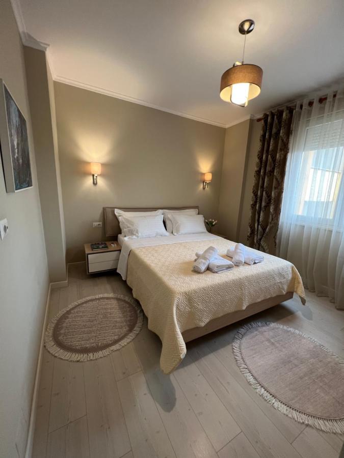 Grand New Bazaar Apartment Тирана Экстерьер фото