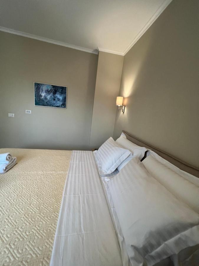 Grand New Bazaar Apartment Тирана Экстерьер фото